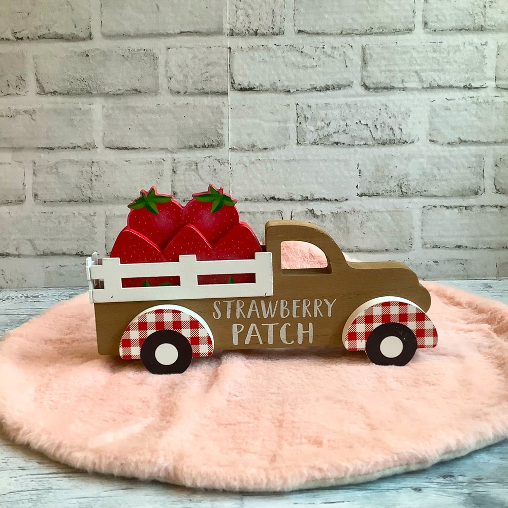 Wood Strawberry Patch Truck Sign